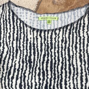 Trisha Tyler Black and White Textured Stripe Knit Top